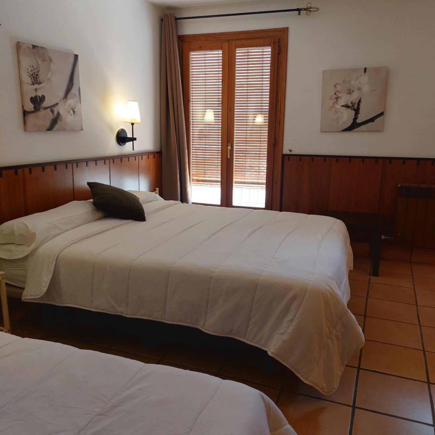 Hostal Tastavins Peñarroya de Tastavins Esterno foto