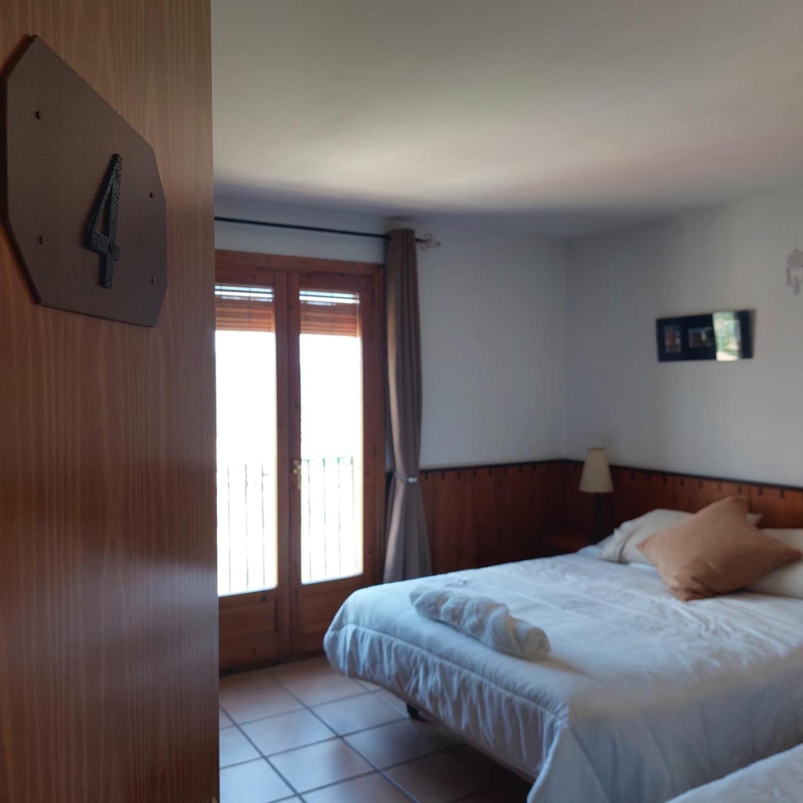 Hostal Tastavins Peñarroya de Tastavins Esterno foto